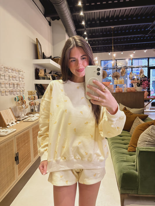 Round Neck Banana Sweatshirt