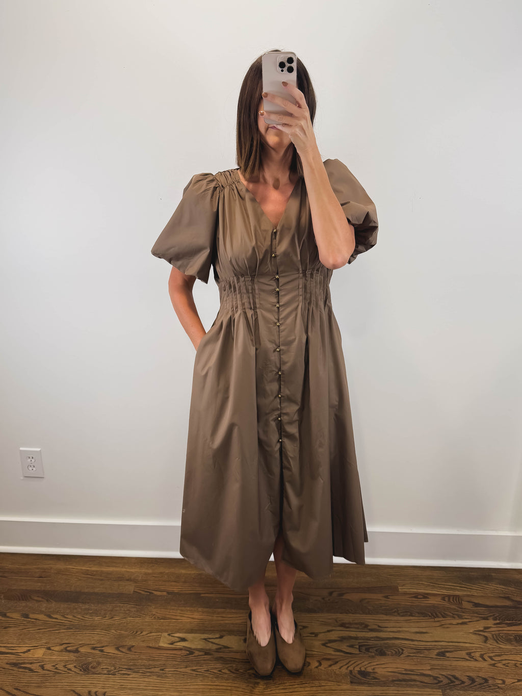 The Cinnamon Dress | Mocha Puff Sleeve Midi Dress